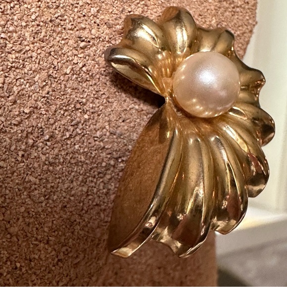Gold Shell Pearl Statement Post Earrings - Picture 5 of 9
